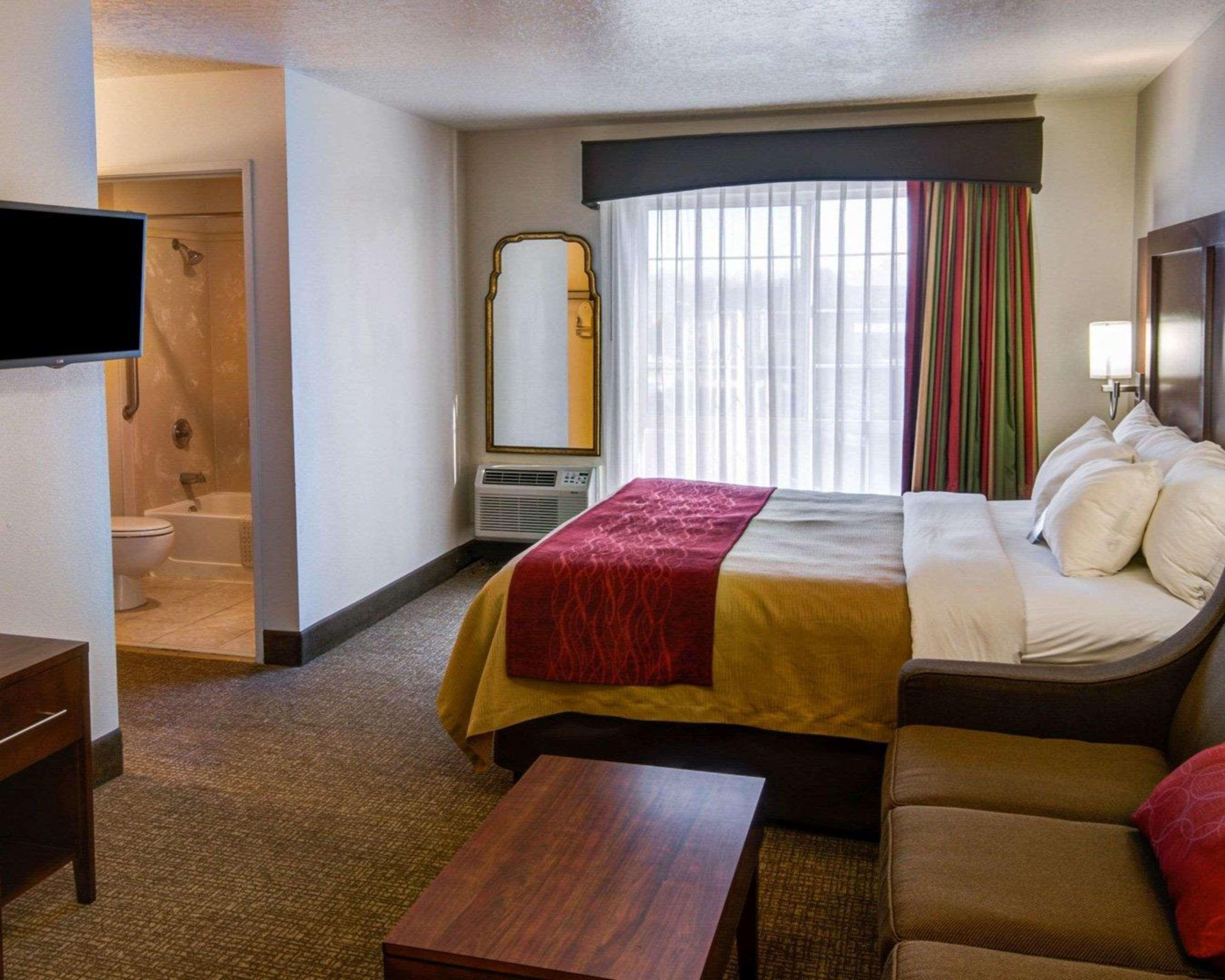 Comfort Inn Redding Near I-5 Eksteriør billede